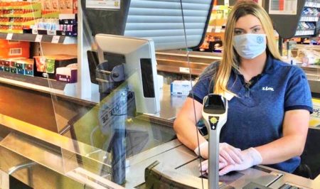 Blagajna Lidl dućan - drastičan pad porezunih prihoda i državne potrošnje