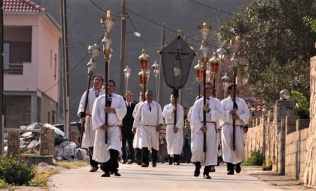 Procesija Za križen na otoku Hvaru
