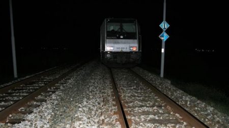 Djevojčica (14) poginula u naletu vlaka na pruzi kod Slavonskog Broda
