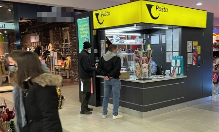 Kiosk Pošte u Intersparu - ne može se bez Covid potvrde