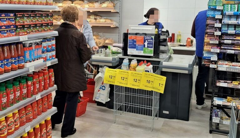 Boso trogvački lanac radnicima isplaćuje minimalac