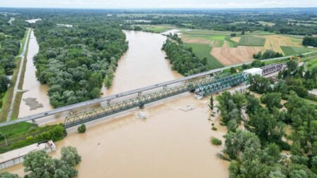 Rekordan vodostaj rijeke Drave kod Botova u Podravini