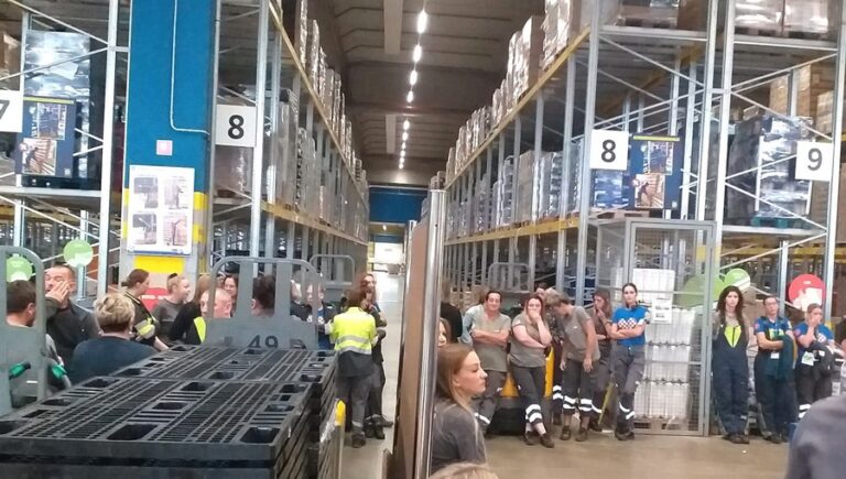 Radnici Lidla u skladištu u Jstrebarskom obustavili ra