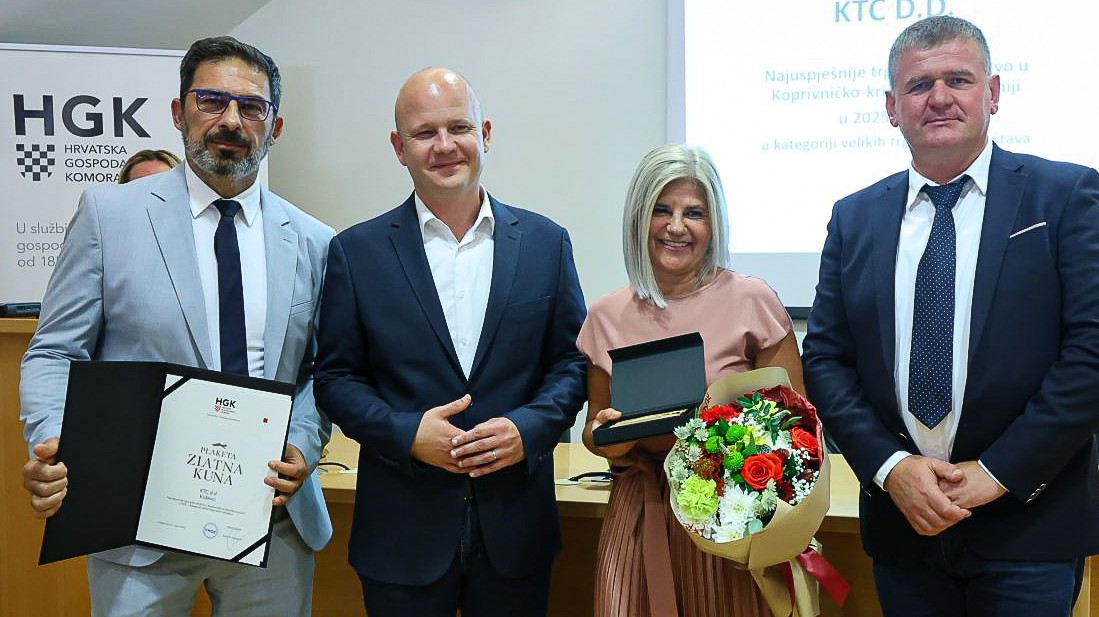 KTC dobio nagradu Zlatna kuna Hrvatske gospodarske komore - na slici predjsednica uprave Daliborka Kranjčić i predsjednik Nadzornog odbora Siniša Katavić